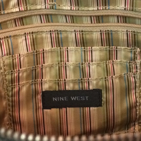 Nine West Handbag - Picture 4 of 6